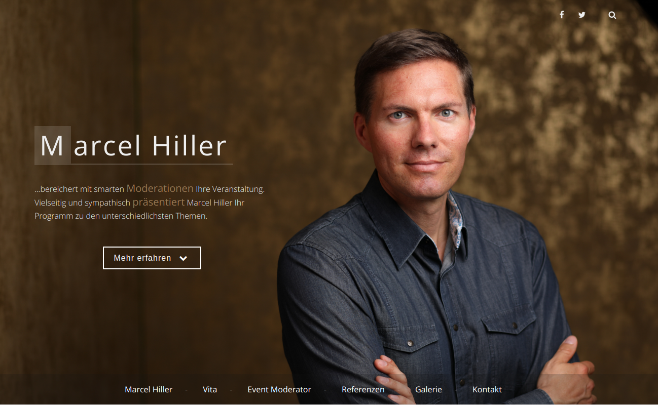 Marcel Hiller: Website Screenshot der Startseite von Marcel Hiller mit seinem Porträt.