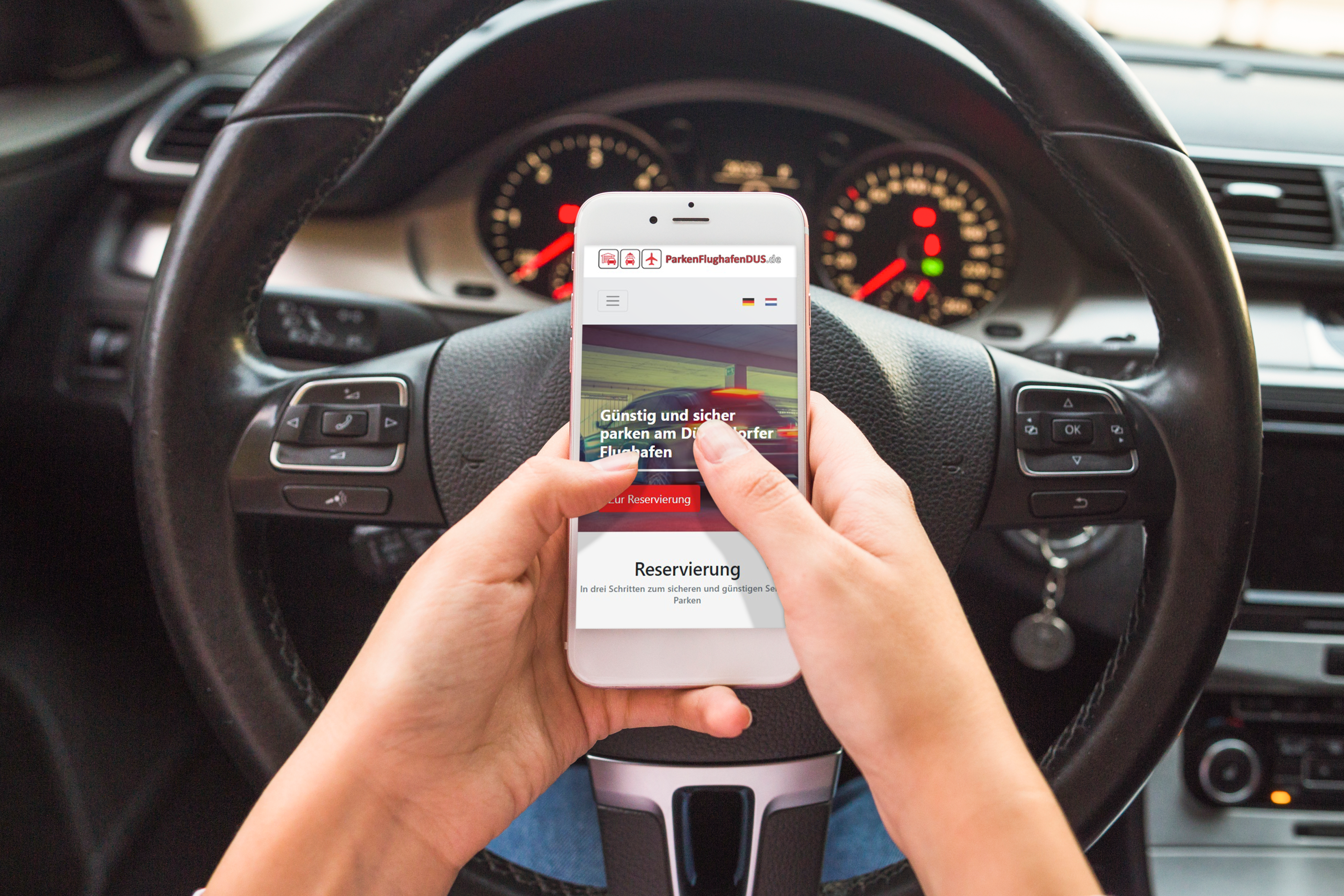 Mobile Ansicht der Website von ParkenFlughafenDUS.de.